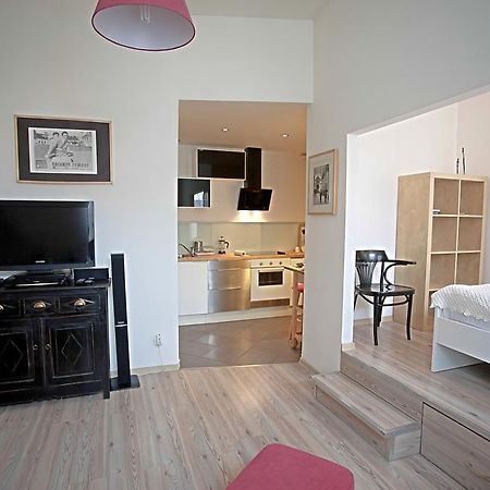 Отель Apartament Podgorze Краков Номер фото